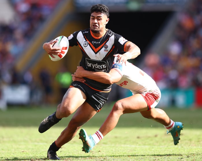 Newcastle Knights player Asu Kepaoa given six-week ban for using homophobic slur