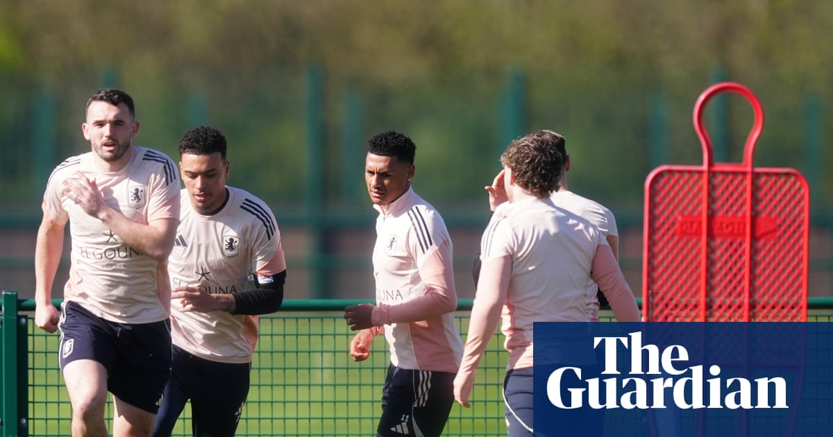 Premier League and Carabao Cup final team news: predicted lineups