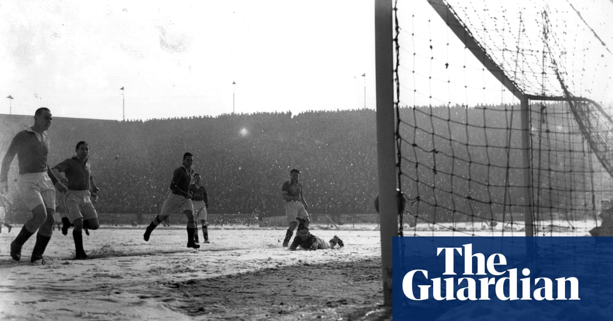 The forgotten story of ... English footballs suspension dilemma in 1947