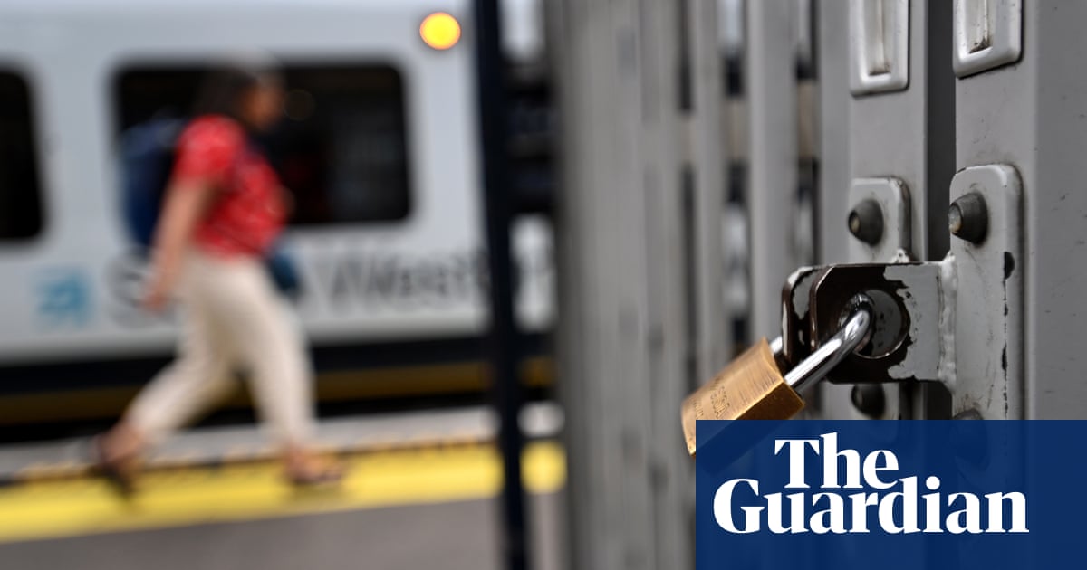 UK faces biggest rail strike in 30 years