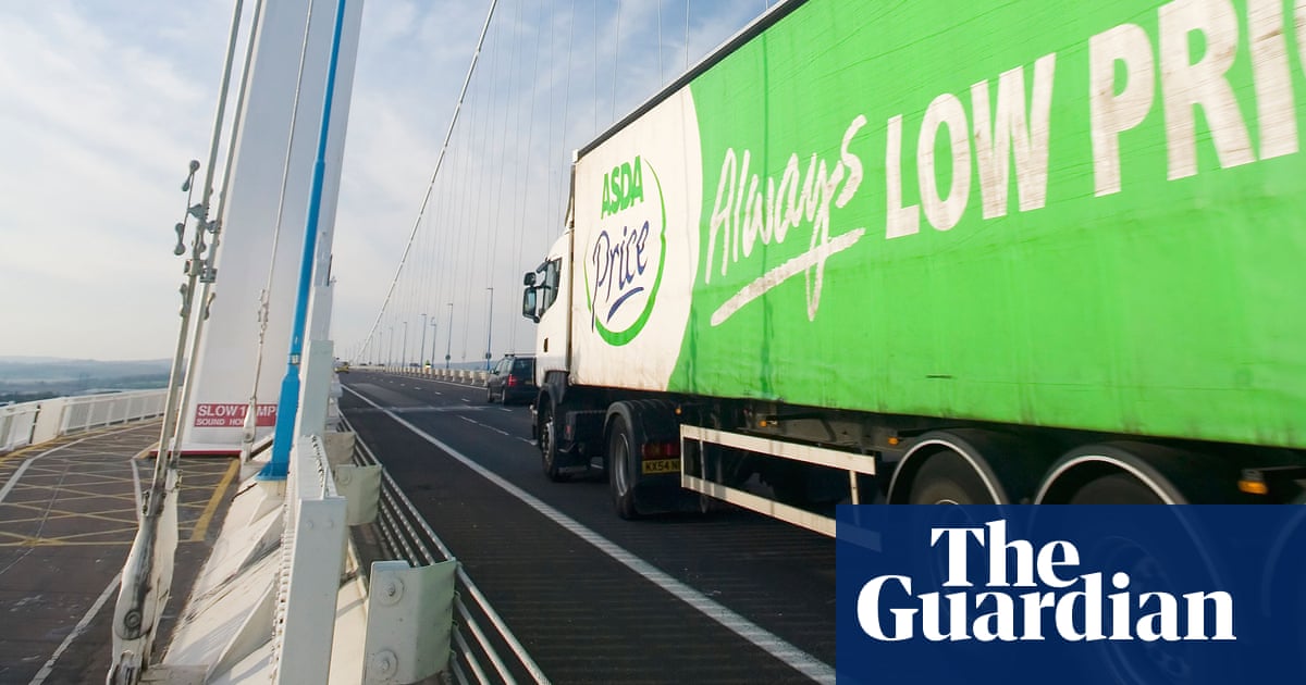 Thousands of Asda lorry drivers ready to strike after rejecting pay deal