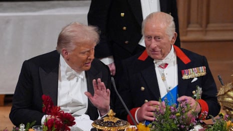 Trump përshëndet lidhjen 'e përjetshme' midis SHBA-së dhe Mbretërisë së Bashkuar në banketin shtetëror të Windsor – video