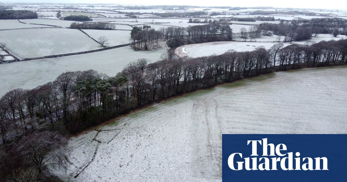 Snow and ice expected to hit parts of UK this weekend