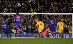 Vukovic saves from Borja.