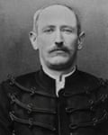 Black and white portrait photo of Alfred Dreyfus
