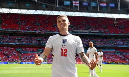 Hashtaggen #SouthgateOut ble populær på Twitter etter at Kieran Trippier ble valgt som venstreback mot Kroatia under EM 2020 – men England vant kampen på Wembley 1-0.