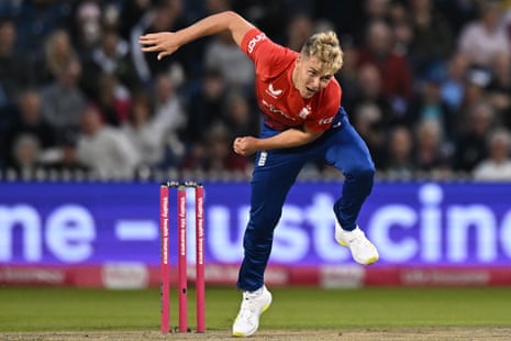 Sam Curran picks up the wicket of Finn Allen for 3.