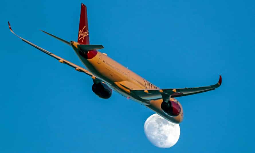 A Virgin Atlantic plane in flight in early 2022.