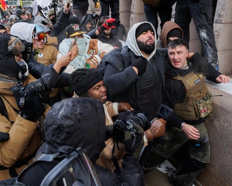 Counterprotesters Disperse Far-right Gathering in Minneapolis