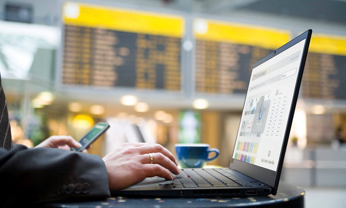 Membandingkan Workstation Lenovo P1 Dengan Macbook Pro 15 Inci Bukareview
