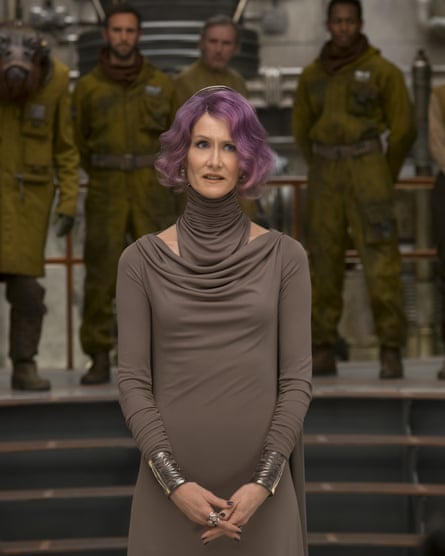 Laura Dern as Vice Admiral Holdo.