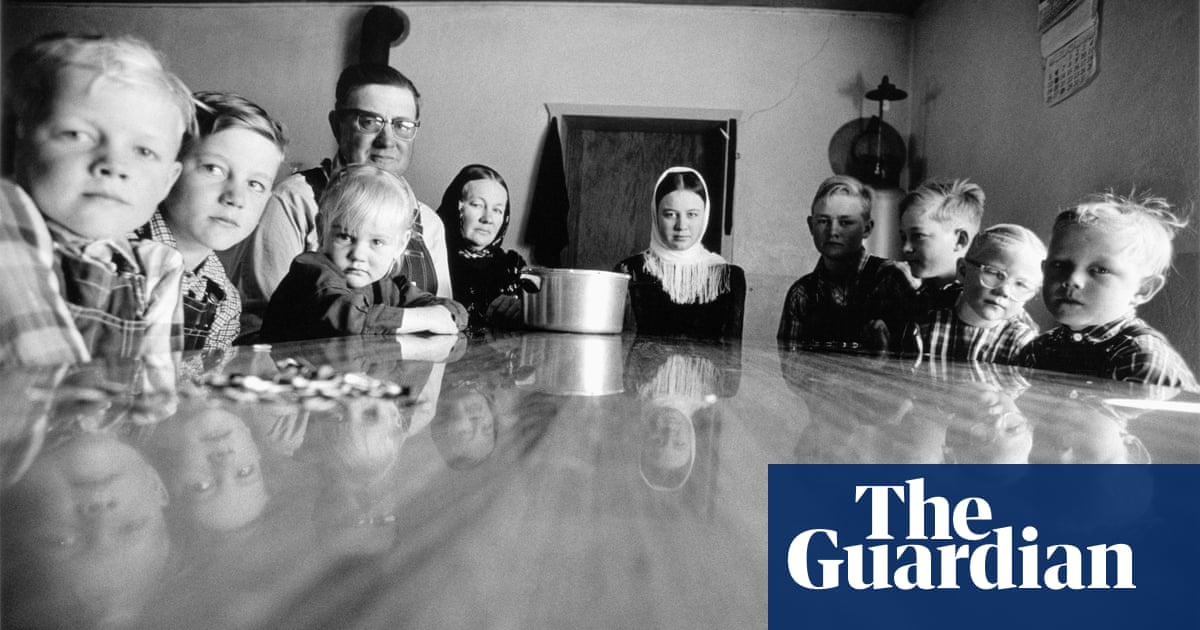 A community out of time: Larry Towell’s images of Mennonite families
