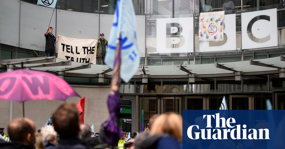 Extinction Rebellion takes aim at BBC as arrests mount