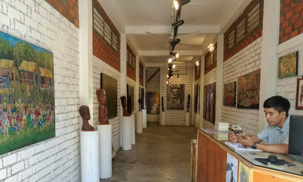 Keterangan Gambar (© Pemilik Gambar)