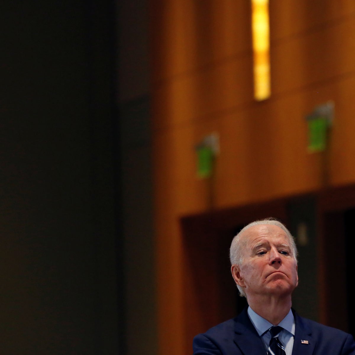 Joe Biden Wins Key Endorsement In Battle For Pivotal South Carolina Primary Us News The Guardian