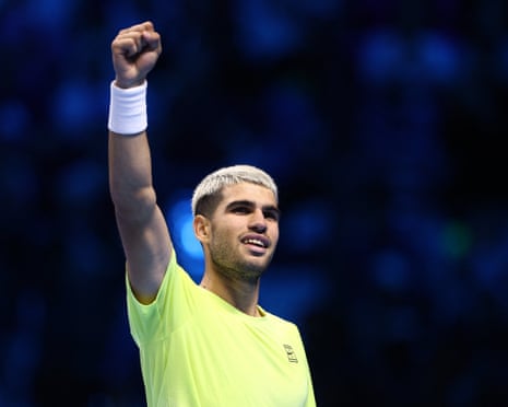 Carlos Alcaraz battles back to beat Taylor Fritz: ATP Finals tennis – as it happened | ATP Finals | The Guardian