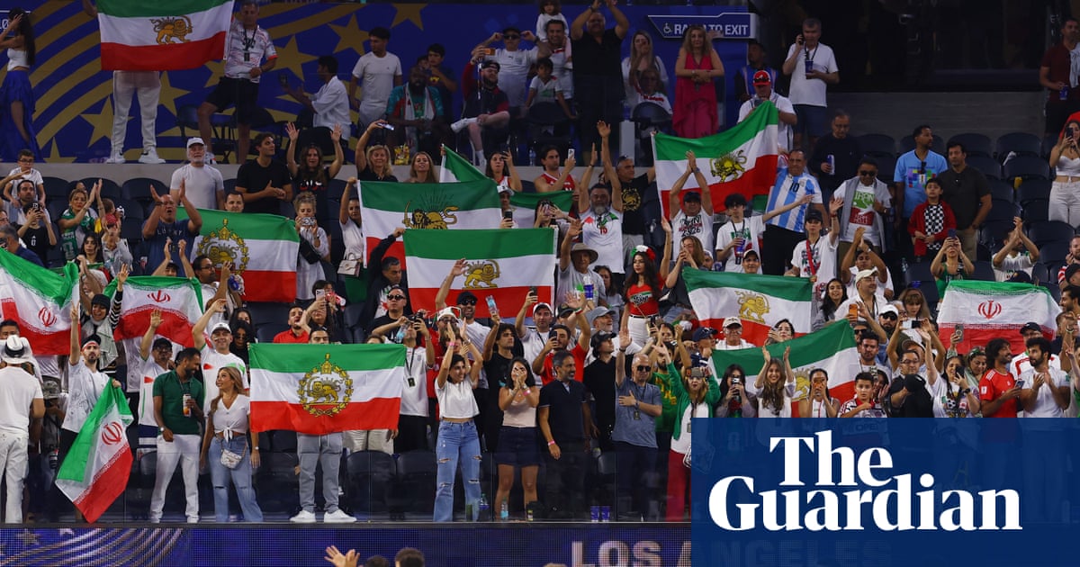 Iran overcomes its divisions for 90 minutes, then same old problems return