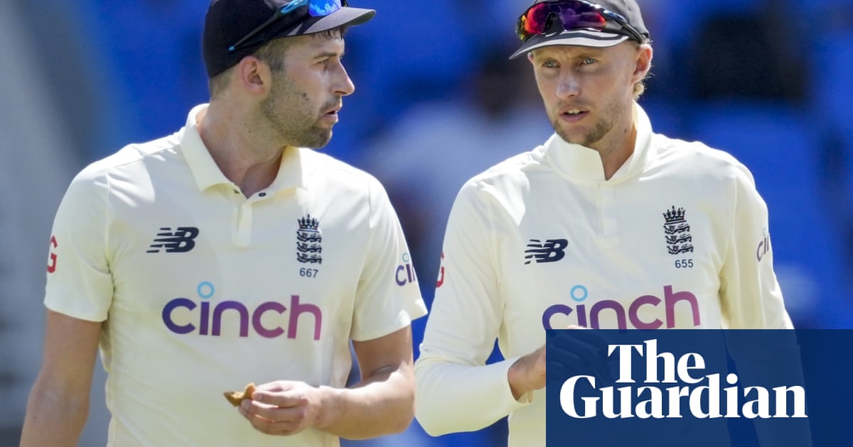 ‘It’s weird’: Mark Wood admits feeling absence of Anderson and Broad