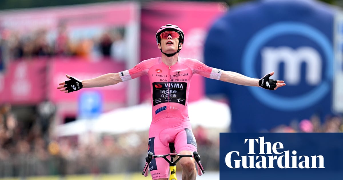 Vingegaard on verge of Giro d’Italia glory after powering to penultimate stage