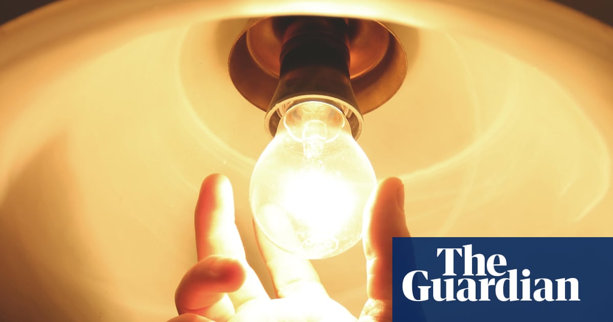 Switch On To Led Lightbulbs Before September S Halogen Ban