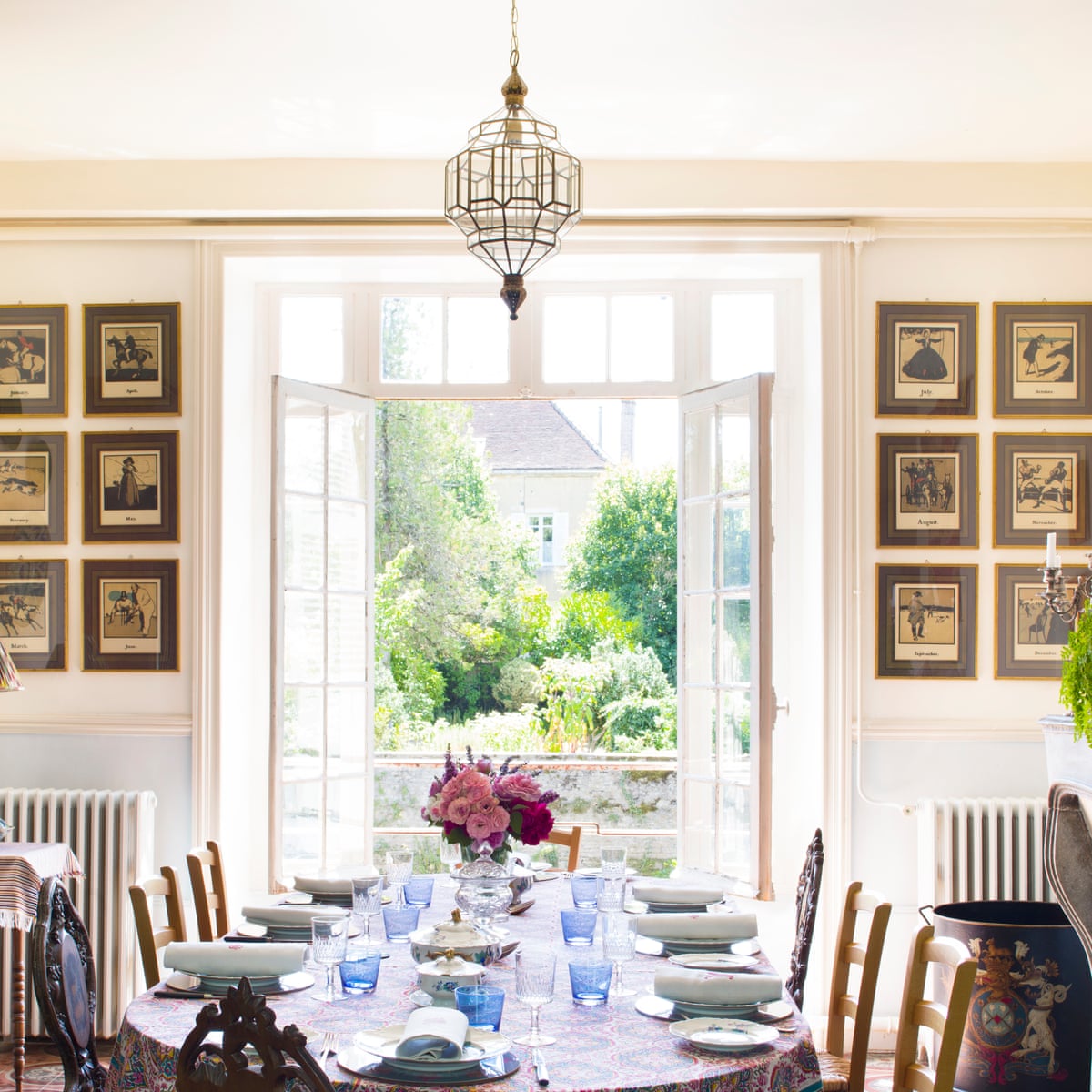 English Country Dining Room
