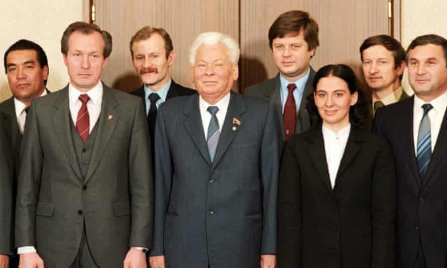 Chernenko (centre) in 1984.