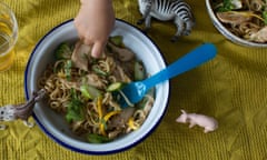 Make something that everyone likes, like these fried noodles with sliced veg.