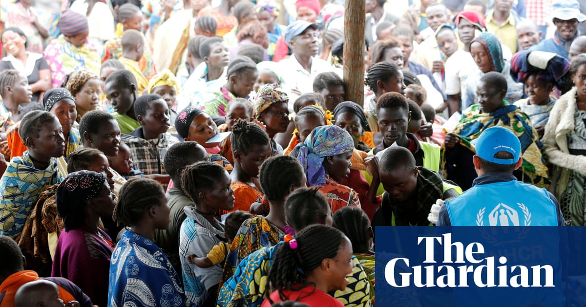 Uganda reopens border to thousands of people fleeing violence in DRC