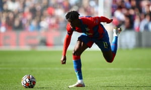 Zaha in action.
