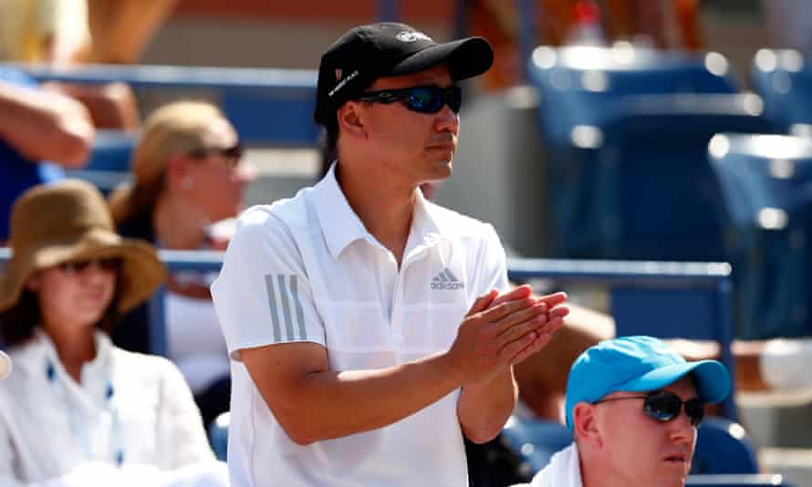 Michael Chang looks on as Kei Nishikori plays Novak Djokovic at the US Open last year.