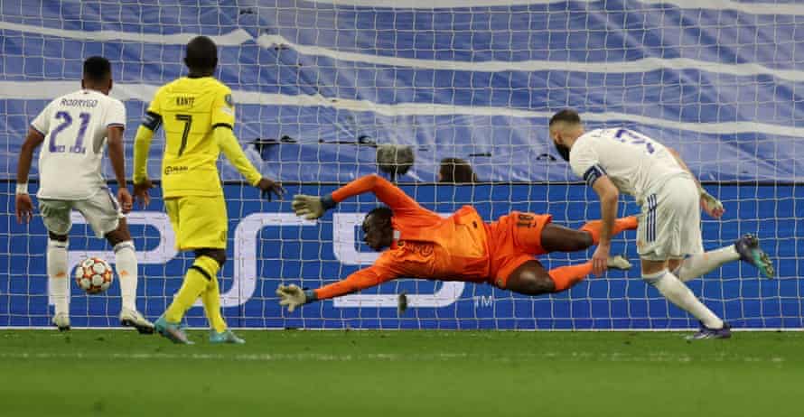 Karim Benzema scores Real Madrid’s decisive second goal against Chelsea