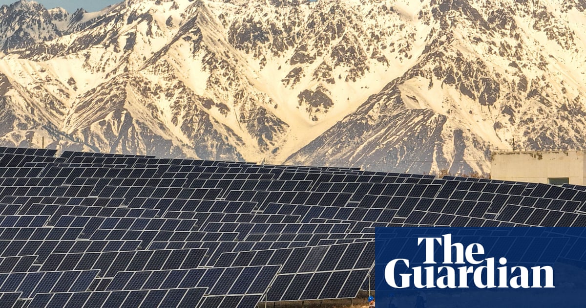 China breaks more records with surge in solar and wind power
