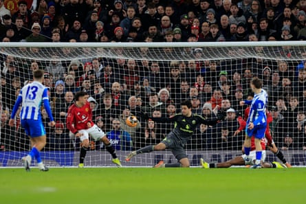 Brajan Gruda scores Brighton’s first goal