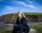 Shetland torna in TV con Ashley Jensen: omicidi e segreti nelle isole scozzesi
