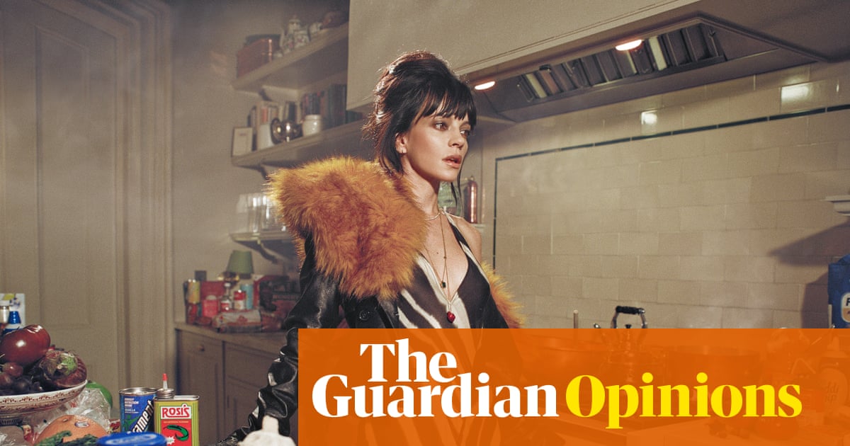 Lily Allen’s West End Girl is funny, sexy, jawdropping – and forged in the fires of tabloid Britain