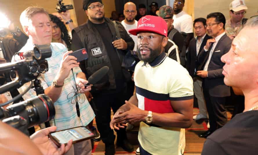 Floyd Mayweather is being sued for promoting EthereumMax.
