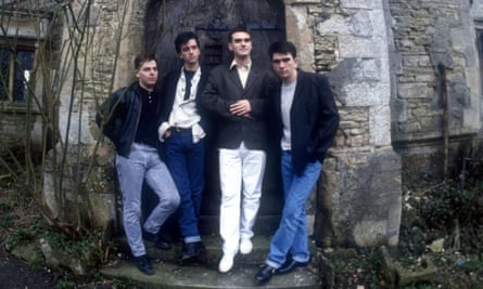سميثز في عام 1987، من اليسار، أندي رورك، مار، موريسي ومايك جويس.