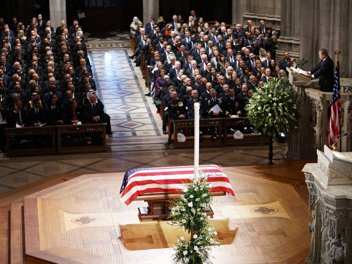 Washington Mourns George Hw Bush As Trump Gives Cold Shoulder To Clintons Us News The Guardian