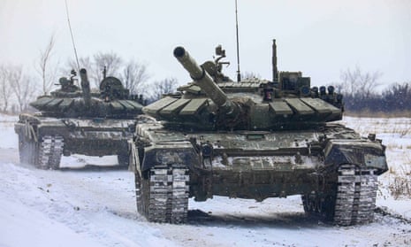 Russian tanks in the Leningrad region