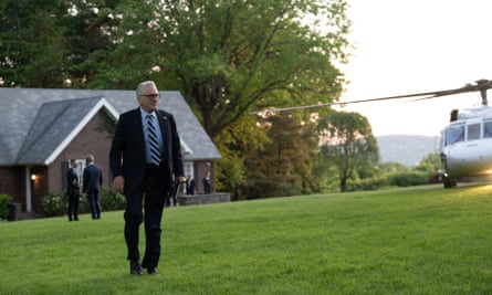 Robert De Niro as George Mullen in Zero Day.