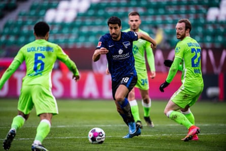 Sami Khedira in action against Wolfsburg