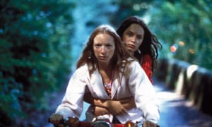 Natalie Press and Emily Blunt in Paweł Pawlikowski’s 2004 film My Summer of Love.
