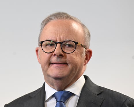 Anthony Albanese sidesteps calls for reform amid growing community anger over MP travel perks | Australian politics | The Guardian