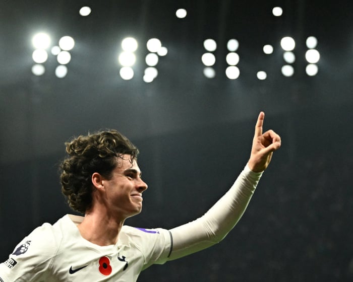 Tottenham v Crystal Palace: Premier League – live