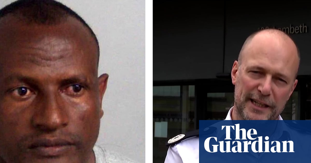 Met police appeal to Epping sex offender to hand himself in - video