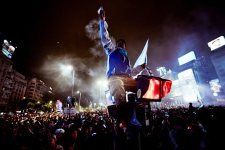 Thousands turned out on the streets of Buenos Aires despite the defeat by Spain.
