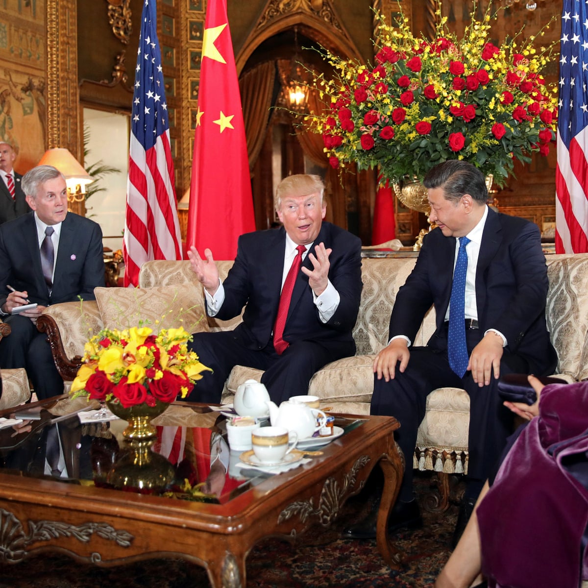 Chinese president Xi Jinping arrives for first meeting with Donald Trump | Donald Trump | The Guardian