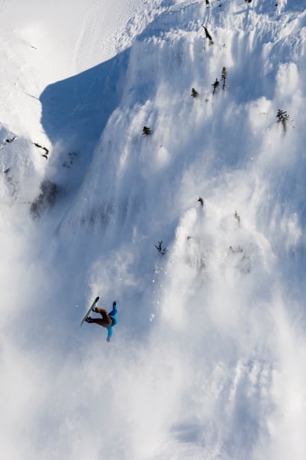 Snowboarder takes extreme crash in massive avalanche.