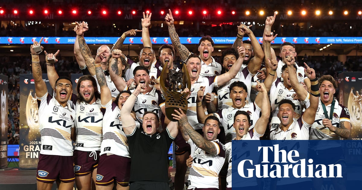 Brisbane Broncos break 19-year NRL premiership drought in grand final thriller against Melbourne Storm