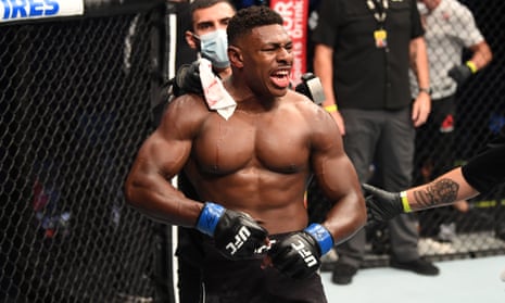 He has the most KOs in the UFC : r/ufc